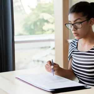 Как начать замечать финансовые привычки, которые мешают